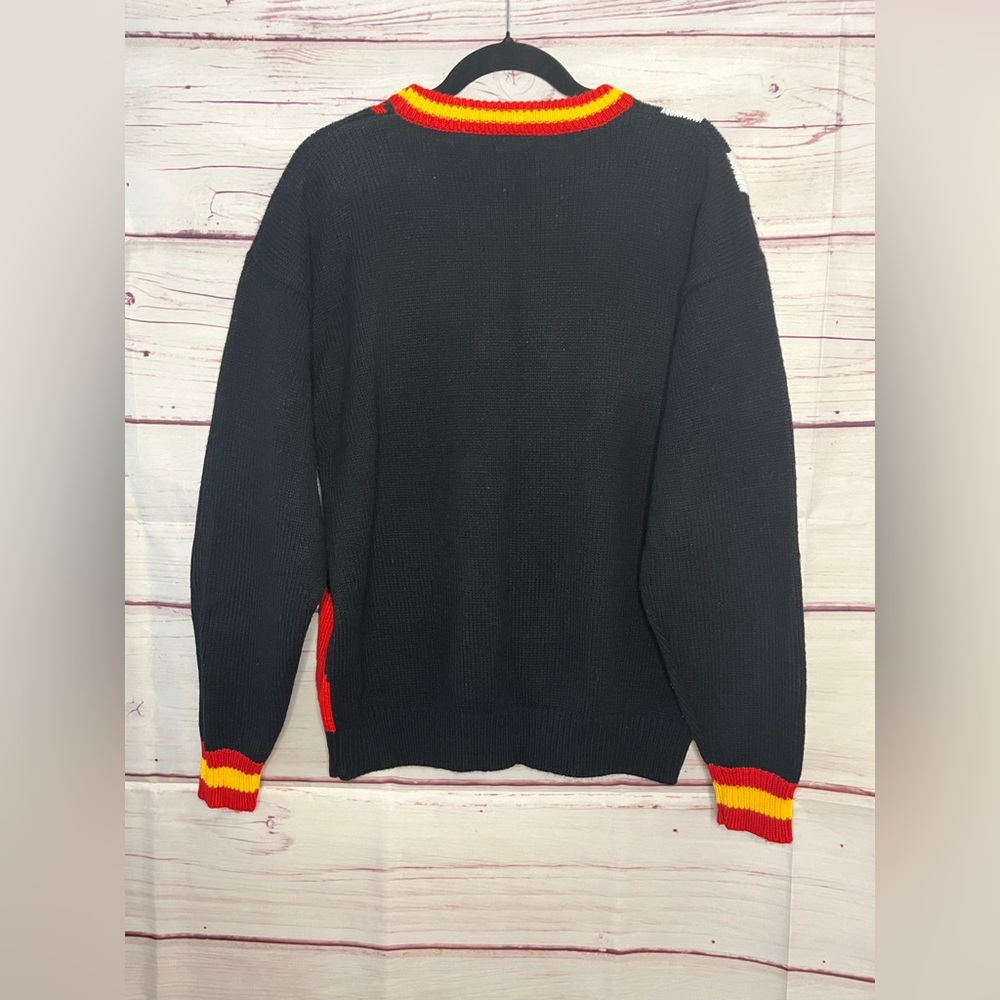 Vintage Women’s Disney Mickey Mouse Sweater - Picture 2 of 6